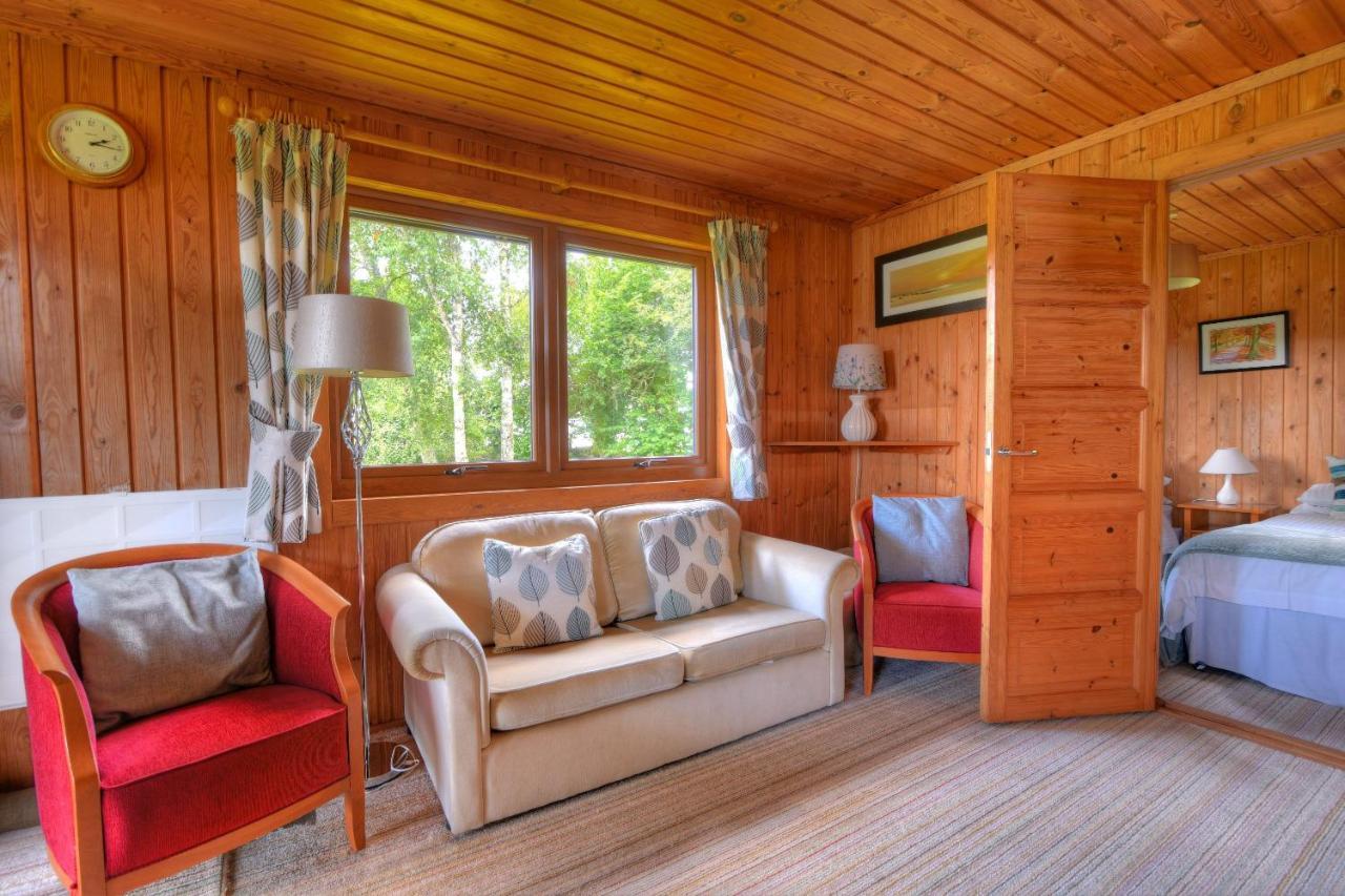 4 Pinewood Retreat Villa Lyme Regis Dış mekan fotoğraf