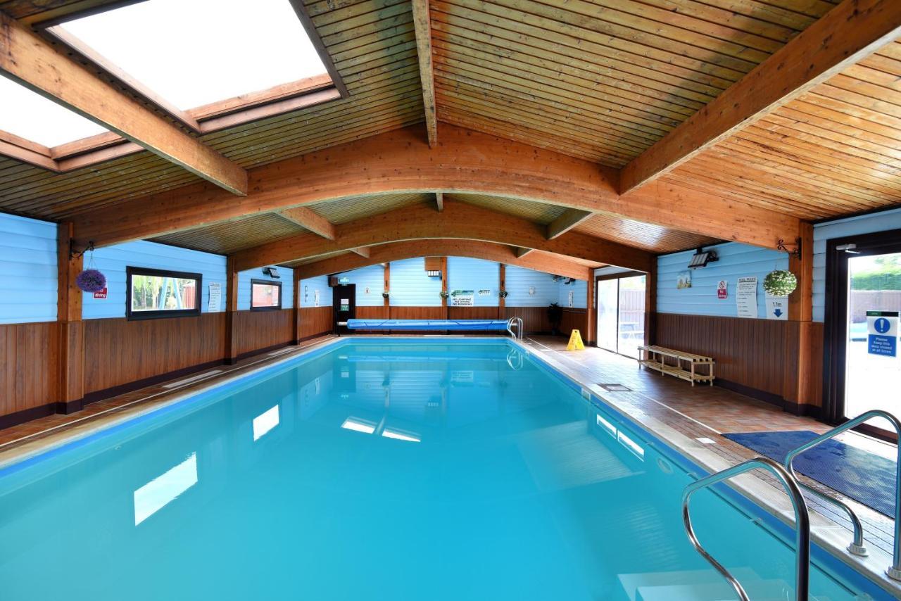 4 Pinewood Retreat Villa Lyme Regis Dış mekan fotoğraf